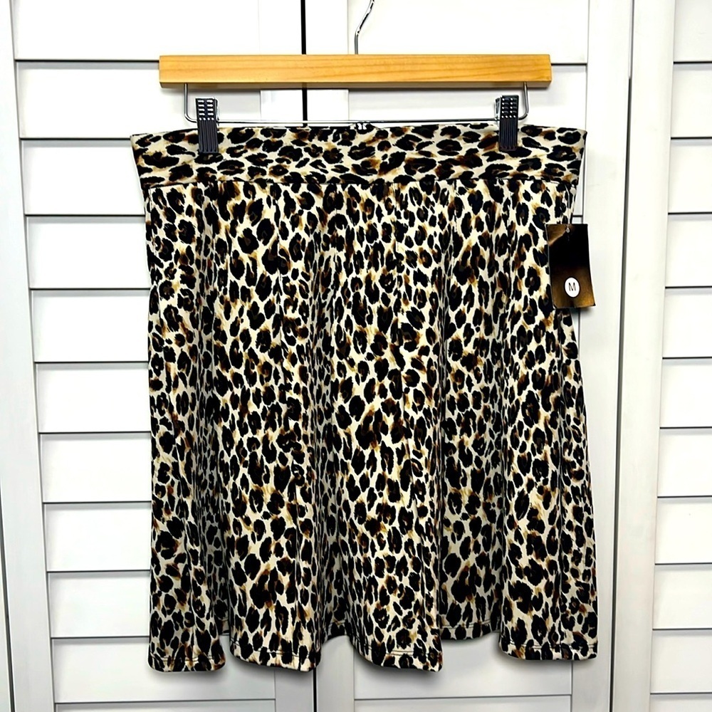 Messini Leopard Print Pleated Stretch A-Line Skirt Size Medium NWT